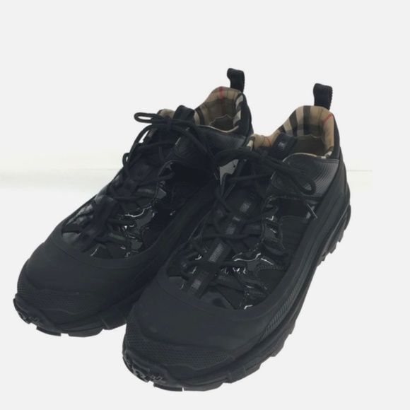 Burberry Arthur Women's Sneakers - Picture 3 of 5